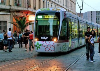 Gobierno de Bukele solicita apoyo al BCIE para proyecto del tren del pacífico