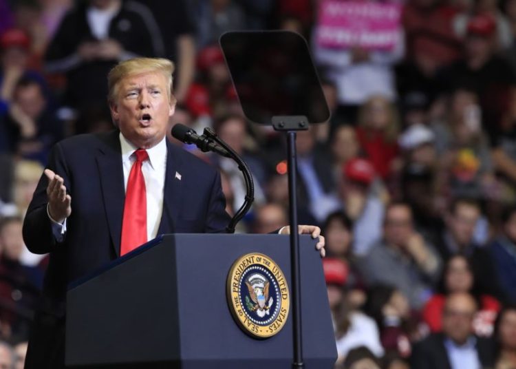 El presidente de EE.UU. Donald Trump lanzó oficialmente su campaña por la reelección en la Florida