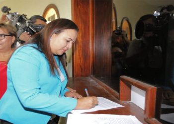 Fracción del FMLN pide que fiscal general informe sobre desaparecidos en 2019