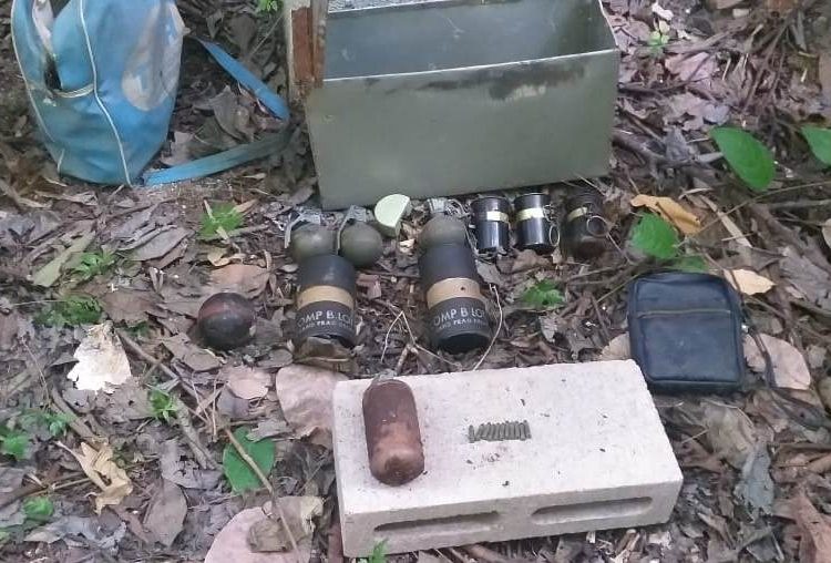 Localizan granadas fragmentarias y lacrimógenas en colonia Satélite, en San Salvador