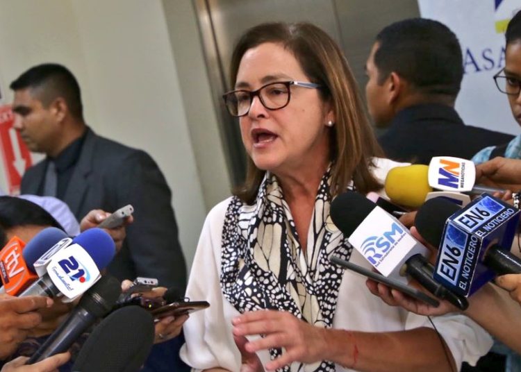 Canciller se reunirá con congresistas para buscar solución a beneficiados de TPS y DACA