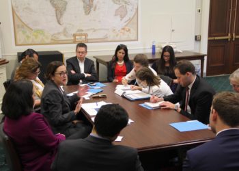 Canciller cabildea con senadores y congresistas para buscar solución permanente a salvadoreños con TPS