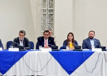 Diputados entrevistan terna del CSJ para magistrados al TSE