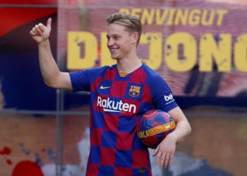 El holandes Frenkie De Jong presentado como jugador del Barcelona