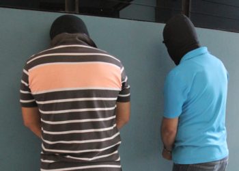 Prisión para tres policias acusados de asesinar a transgénero