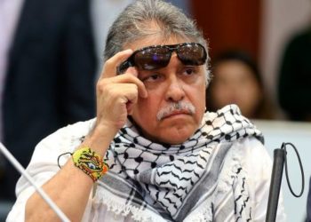 Ejército colombiano confirma que exguerrillero jefe de las FARC se fugó a Venezuela