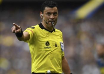 Roberto Tobar, el árbitro de la final de la Copa América, rompió el silencio