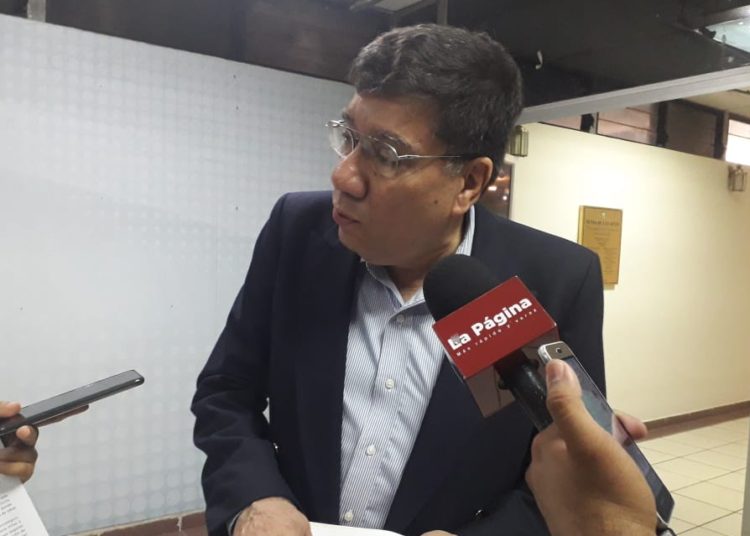 Diputado Martel pide regular ubicación de antenas de telefonía móvil para no afectar salud de niños