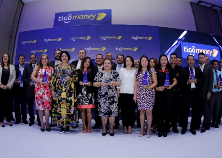 Tigo Money presenta avances y retos para la inclusión financiera en el país