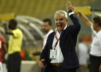 Tras eliminación, el DT mexicano Javier Aguirre es despedido de la Selección de Egipto