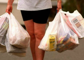 Panamá prohibirá a partir del sábado el uso de bolsas de plástico de un solo uso