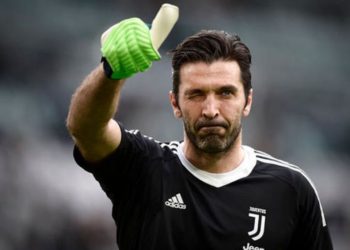 Gianluigi Buffon rechazó ser el capitán de la Juventus y eligió el N°77