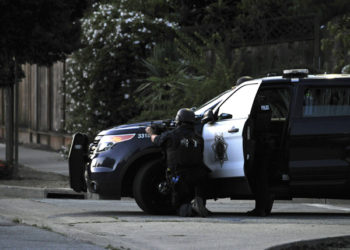 (VIDEO) Un tiroteo dejó al menos cuatro muertos y 15 heridos durante una feria de comida en California