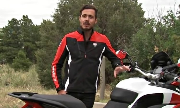 Motociclista muere al intentar romper récord mundial en Estados Unidos