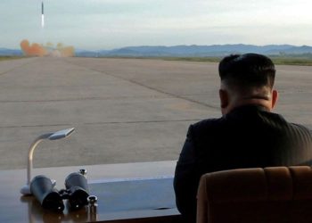 Corea del Sur acusa a Kim Jong Un por disparar misiles desde su costa este