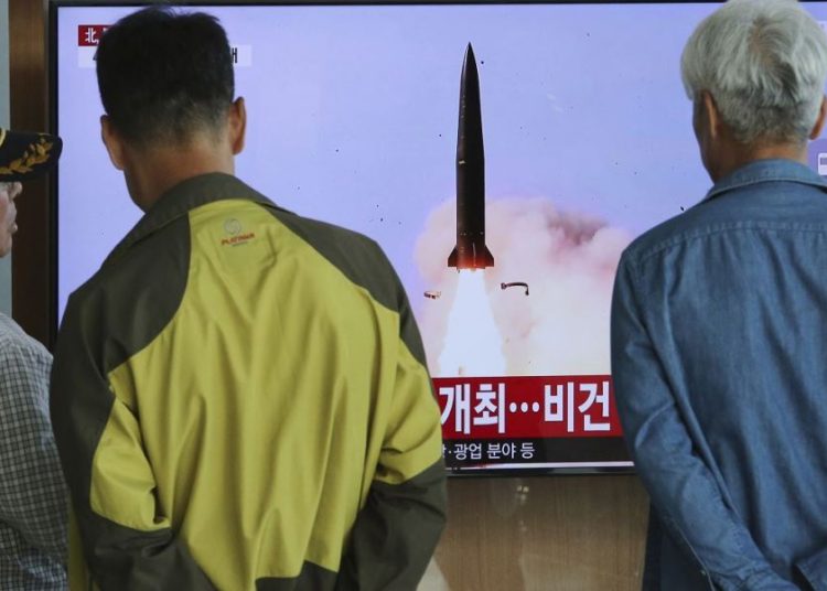 Corea del Norte disparó dos misiles de corto alcance en el Mar de Japón