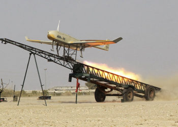 Un buque de guerra estadounidense derribó un dron iraní en el estrecho de Ormuz