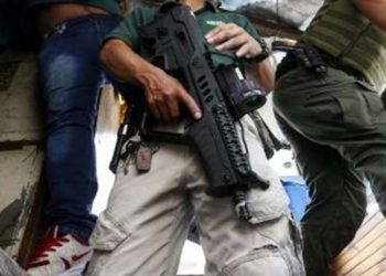 Niña de 3 años muere cuando intentaban arrestar a su papá por narcotráfico