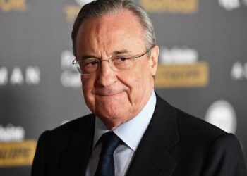 Florentino viaja a Canadá para agilizar la salida de ocho jugadores del Real Madrid