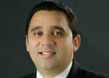 BCIE confirma destitución de director para El Salvador, hermano de expresidente Funes