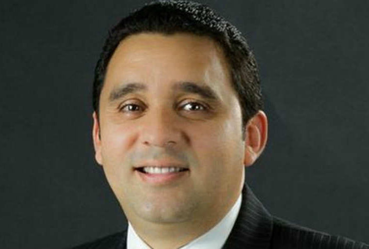 BCIE confirma destitución de director para El Salvador, hermano de expresidente Funes