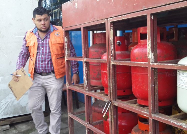 Alcaldía de Mejicanos inspecciona ventas de gas propano