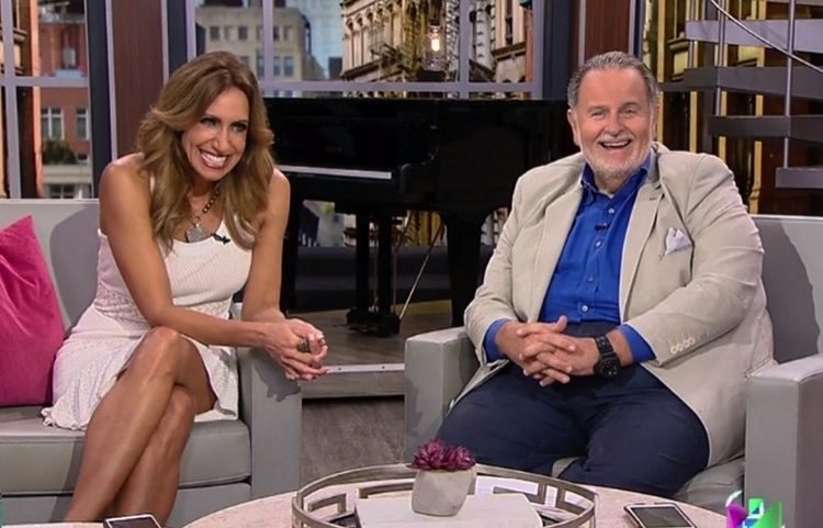 (VIDEO) Raúl de Molina queda atorado en un carro para niños