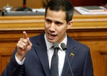 EE.UU. planea desviar dinero destinado a Honduras, Guatemala y El Salvador para apoyar a Guaidó