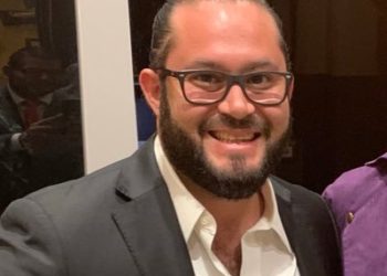 Separan de forma temporal a diputado Gustavo Escalante del partido ARENA