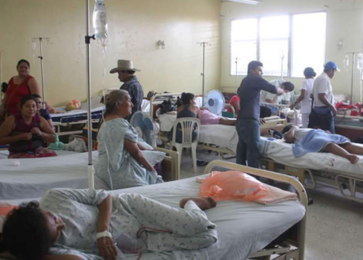 Enfermos de dengue colapsan 26 hospitales en Honduras