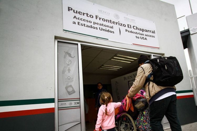 Juez bloquea restricciones de Trump para solicitudes de asilo de migrantes