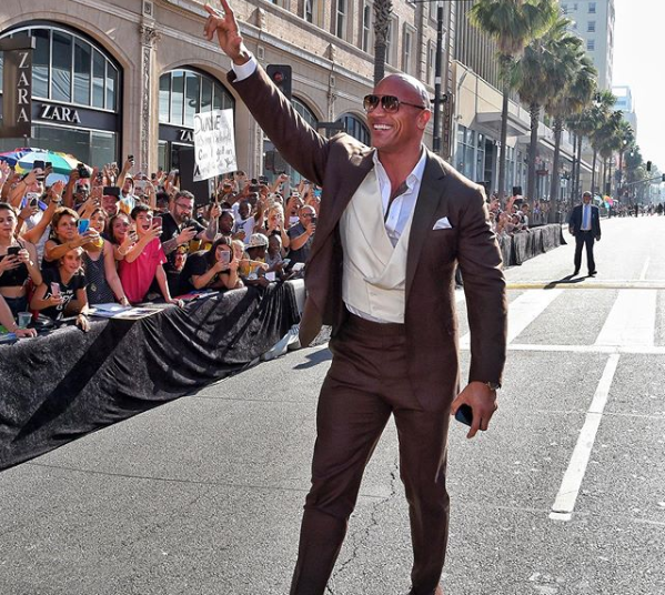 (VIDEO) Dwayne ‘La Roca’ Johnson habla en español gracias a Eiza González