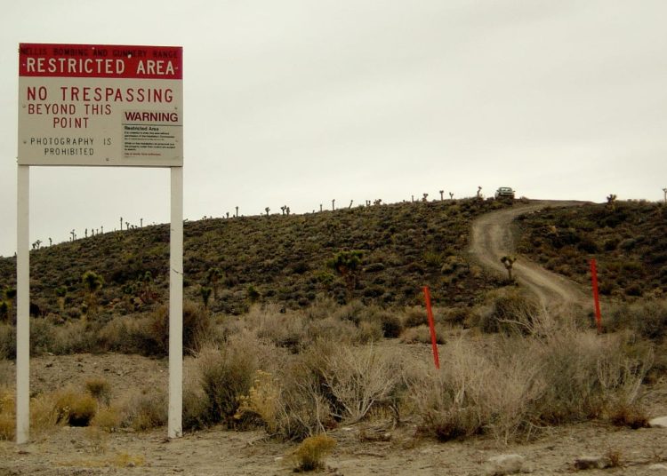 Miles se inscriben en Facebook para tomarse el Área 51 para “ver a los aliens”