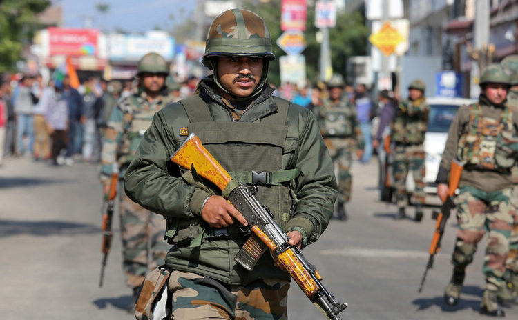 Aumenta tensión entre India y Pakistán por presuntos conflictos armados en la región de Cachemira