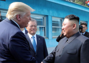 Trump afirma que recibió disculpas del presidente de Kim Jong-un por probar misiles de corto alcance