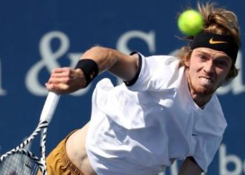 Roger Federer es eliminado por un joven de 21 años del del Masters de Cincinatti