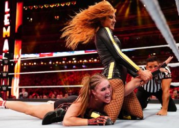 La luchadora Ronda Rousey estuvo al borde de perder un dedo