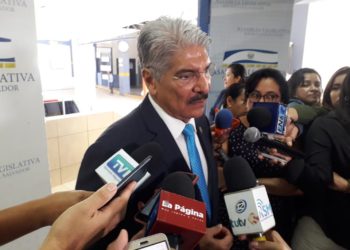 Quijano sobre órdenes de despidos de Bukele: “No es la forma en que un presidente debería de actuar”