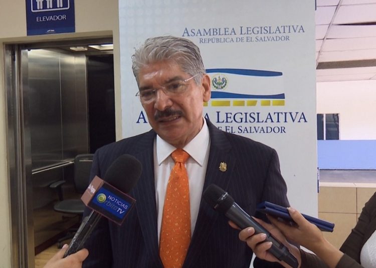 Norman Quijano avala Plan Nacional de Salud anunciado por presidente Bukele