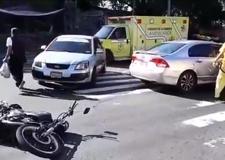 (VIDEO) Dos lesionados deja accidente de tránsito en la carretera Troncal del Norte