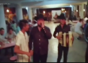 (VIDEO) Con cerveza y música en vivo, reos tienen fiesta en un penal de México