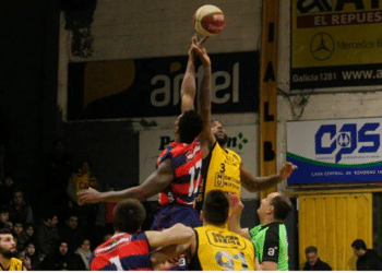 Partido de baloncesto en Uruguay fue suspendido por fuerte olor a marihuana en la cancha