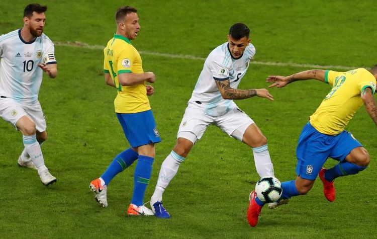 Conmebol admite mal uso del Var en choque entre Brasil y Argentina en la Copa América