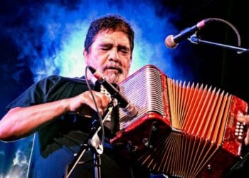 Dan el último adiós a Celso Piña en Basílica de Guadalupe de Monterrey