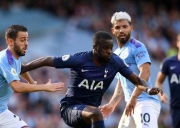 El Manchester City empató 2-2 con el Tottenham, el Kum y Guardiola tuvieron un altercado