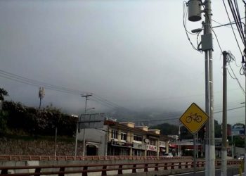 Tormentas eléctricas y ambiente caluroso para este lunes