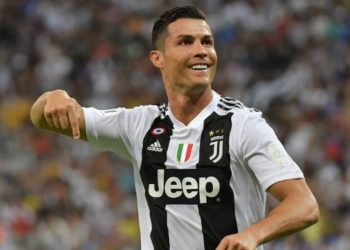 Cirujano plástico revela que Cristiano Ronaldo se habría sometido a 5 cirugías