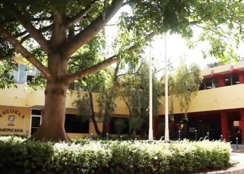 Escuela Americana denuncia al CONNA por amenazarles con el uso de la Policía