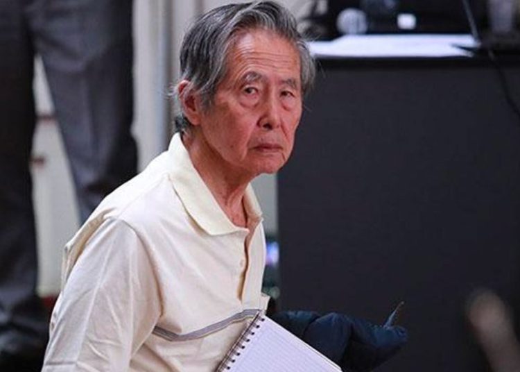 El expresidente peruano Alberto Fujimori llevado a clínica por problemas cardíacos