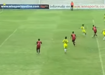 (VIDEO) Un jugador juvenil de Colombia imita «el gol del siglo» de Maradona ante Inglaterra